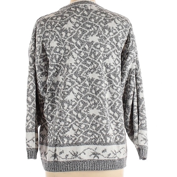 Sweater - Picture 2 of 3